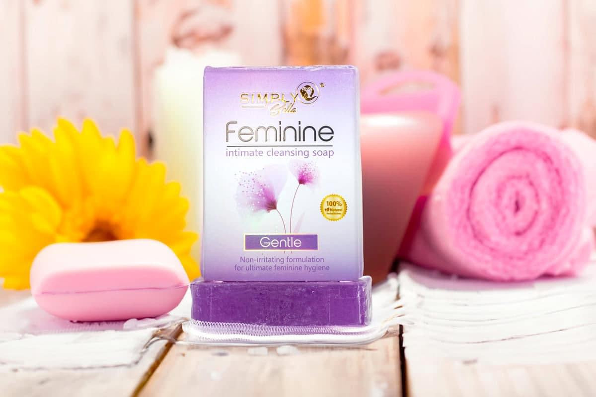 SIMPLY BELLA - SOAP FEMENINE