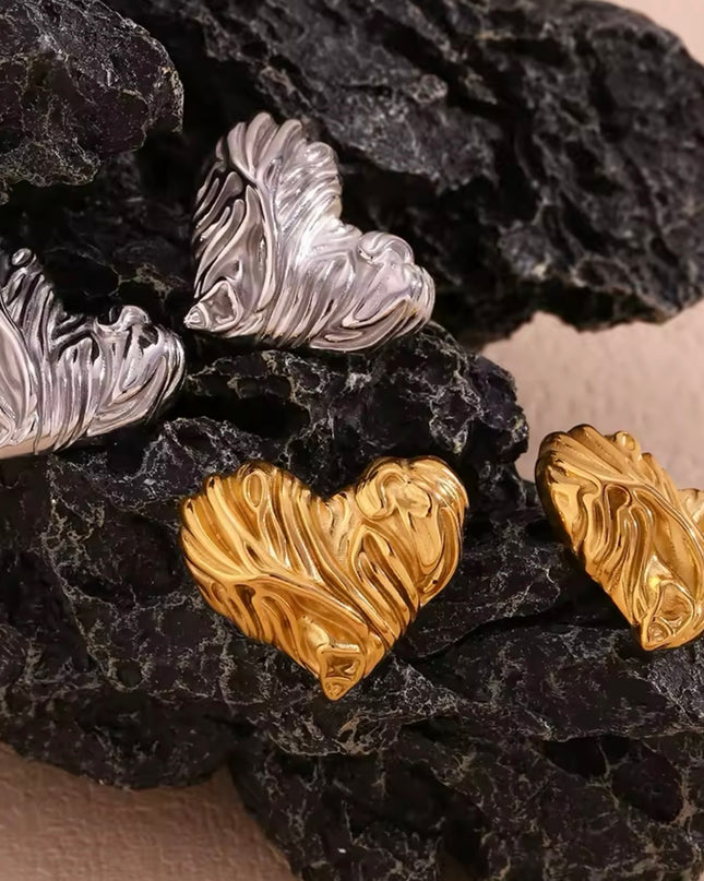 JOYERIA - Aretes de Corazón Rasgado