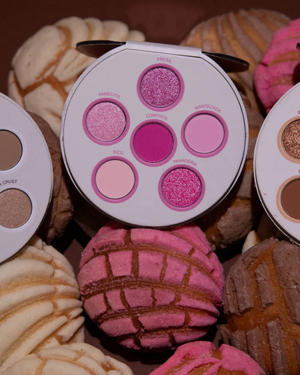 The Concha Eyeshadow Palette 🎨