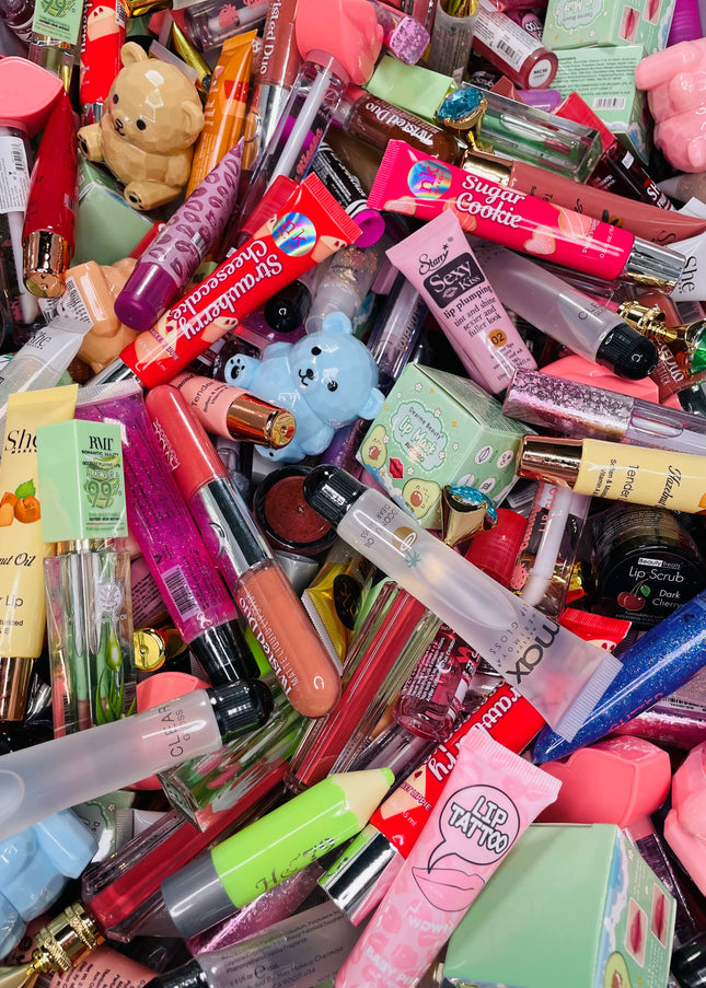 LIPPIES SCOOP 💄👄