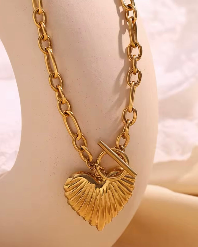 JOYERIA - Collar de Corazón Rasgado 1pc