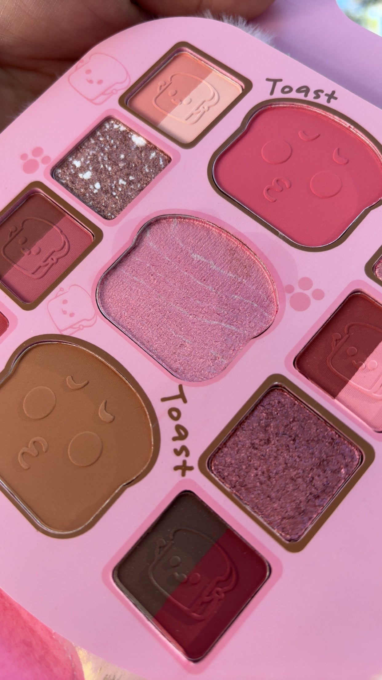 KEVIN & COCO - Paleta de Tostada con Blush+Contour+Highlighter 🍞