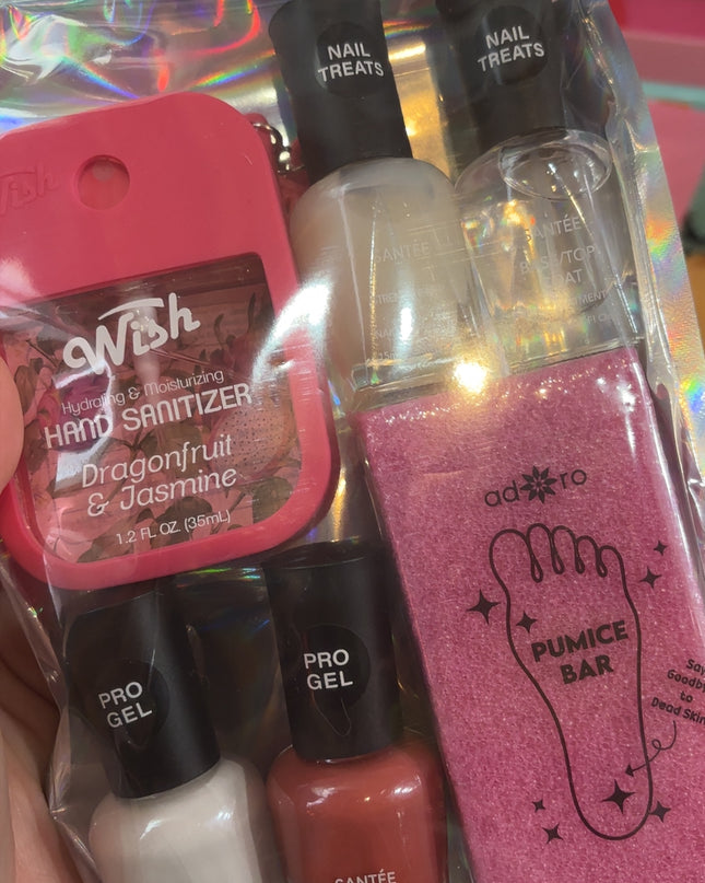 Nails & Foot Treatment Bundle💅